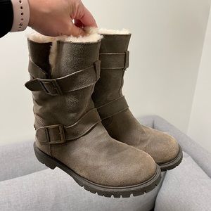 Bear paw welston high snow boots size 6 wmn